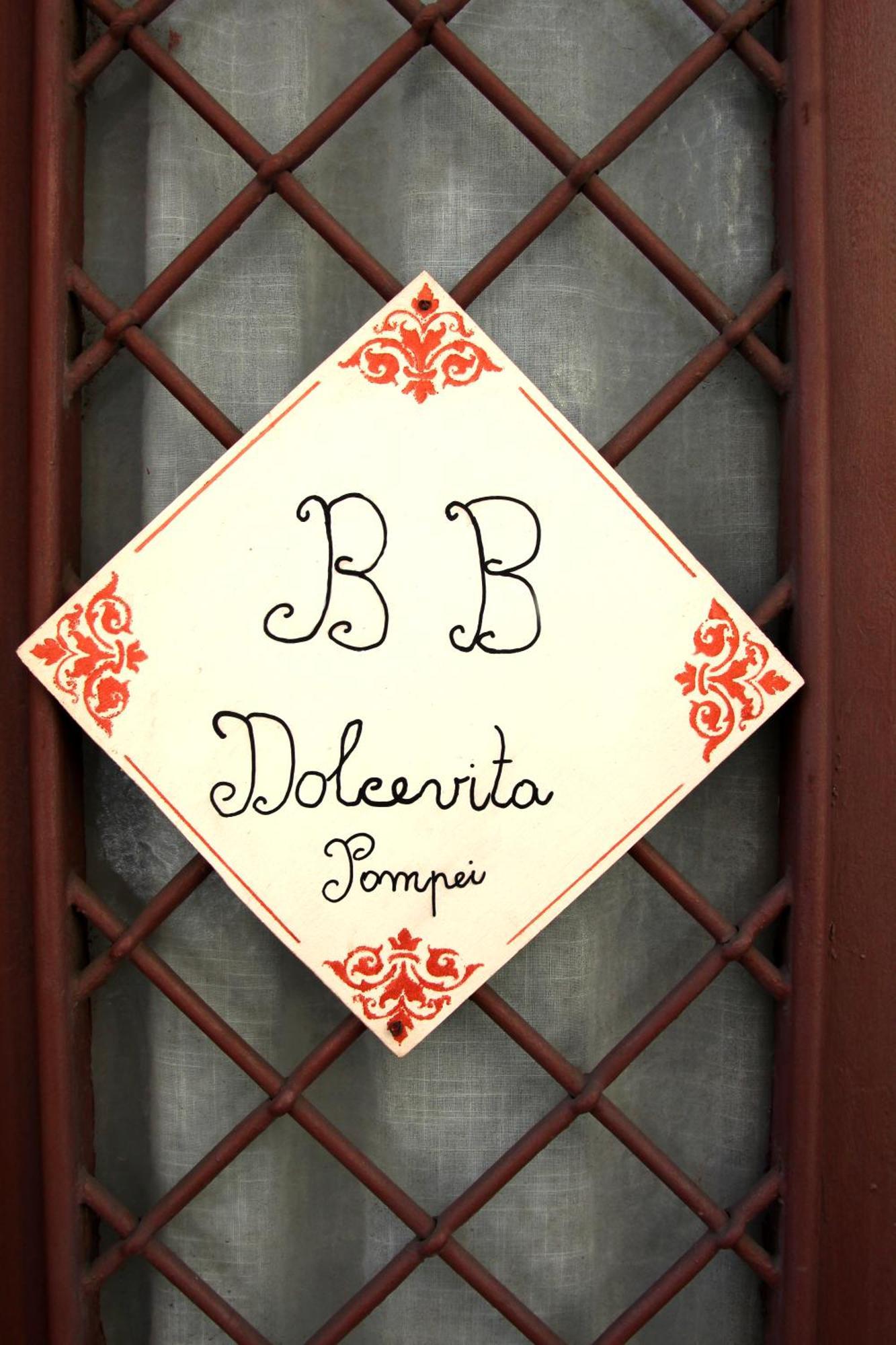 B&B Dolcevita Pompei Bagian luar foto