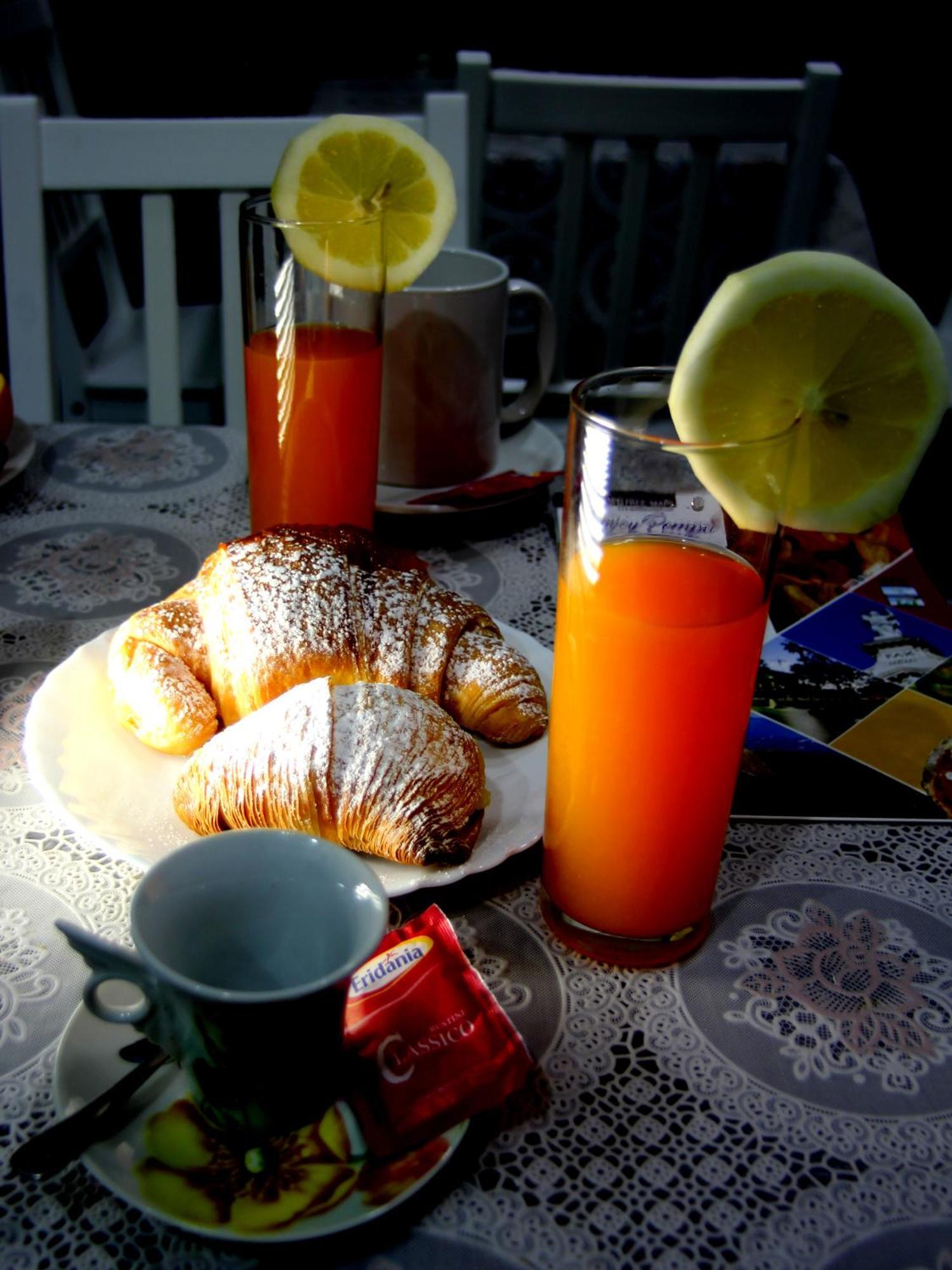 B&B Dolcevita Pompei Bagian luar foto