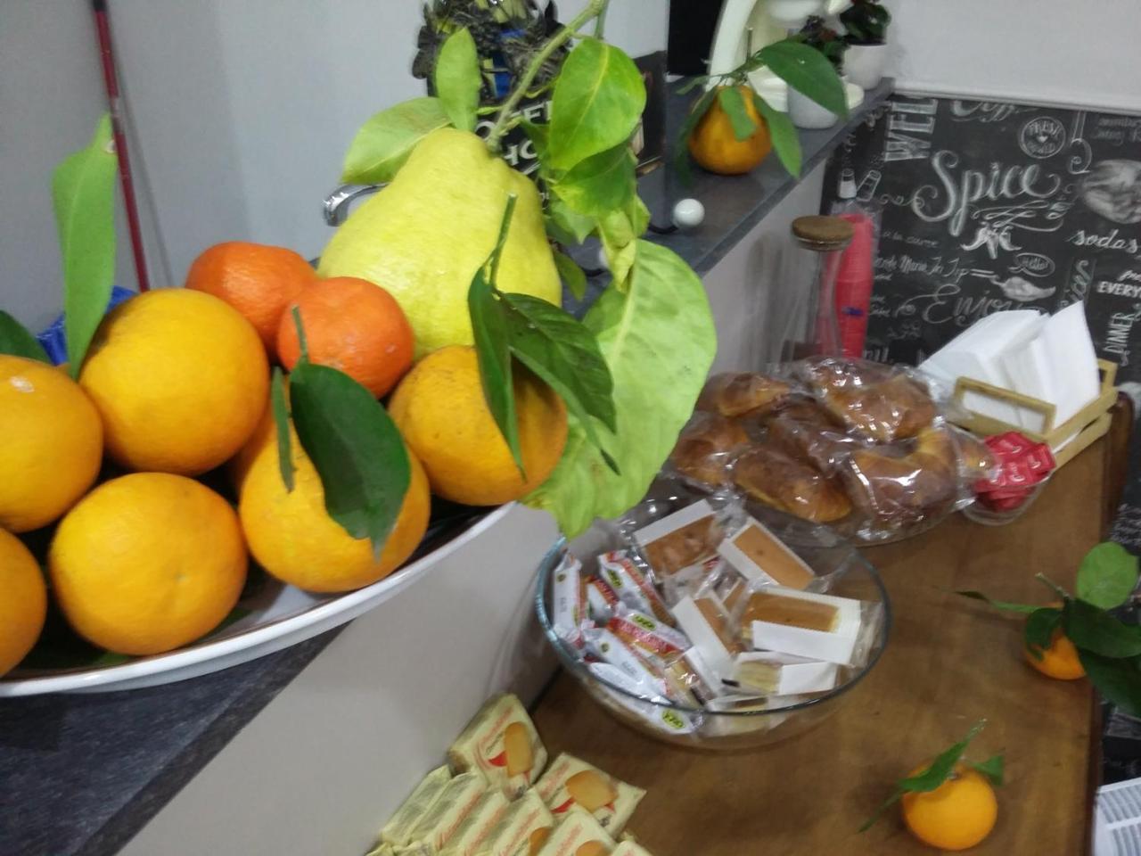 B&B Dolcevita Pompei Bagian luar foto